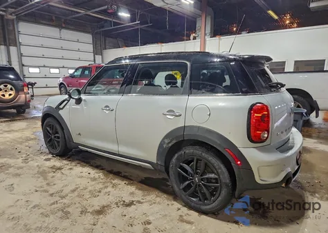 2015 Mini Cooper S Countryman из США, поврежденный, VIN WMWZC5C50FWP43666